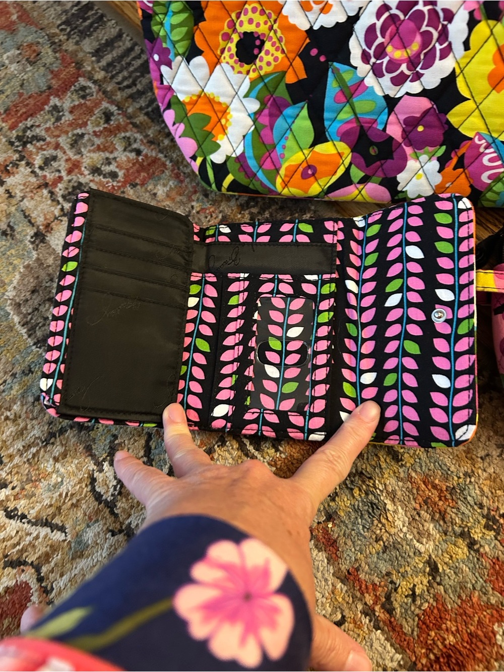 Vera Bradley Va Va Bloom tote, wallet, cosmetics bag - Picture 2 of 4